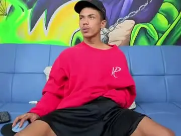 Chaturbate Free Porn Cam of daniels6959