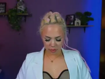 Chaturbate Live Sex of darly_honey