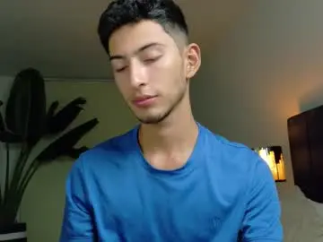 Chaturbate Free Live Porn of ethan_skiny_