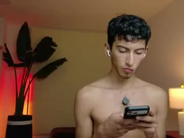 Chaturbate Watch Live Sex Cams of ethan_skiny_