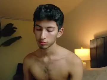 Chaturbate Sex Chat of ethan_skiny_