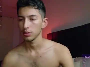 Chaturbate Live Sex of ethan_skiny_