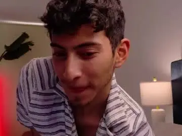 Chaturbate Private Sex Chat of ethan_skiny_