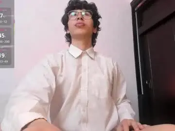 Chaturbate Nude Webcam of lucke_noor