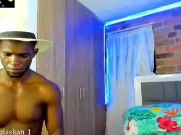 Chaturbate Watch Live Sex Cams of nicolaskan