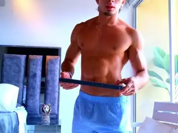 Chaturbate Live Sex Cam of santin_seans