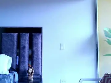 Chaturbate Adult Video Chat of santin_seans