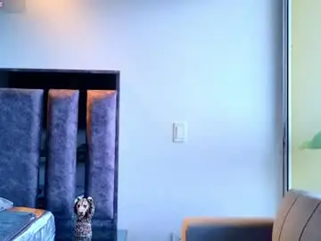 Chaturbate Best live sex cam show of santin_seans