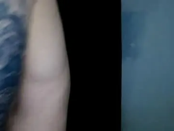 Chaturbate Live Sex Cam of kennerfox77