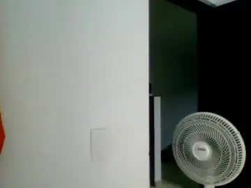Chaturbate Watch Live Sex Cams of kennerfox77