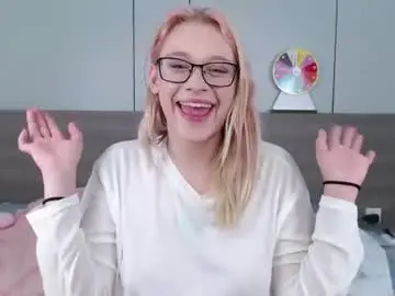 Chaturbate Live Sex Cam of coraline_bush