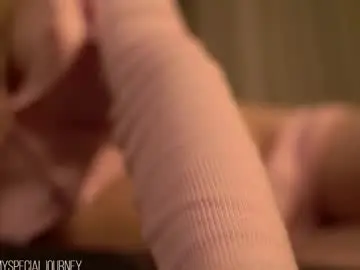 Chaturbate Live Porn of eli_journey