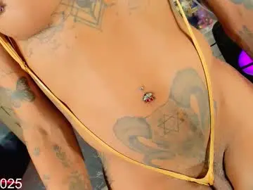 Chaturbate Free Porn Cam of kilye_nellaa