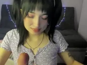 Chaturbate Free Porn Cam of kissmeemel