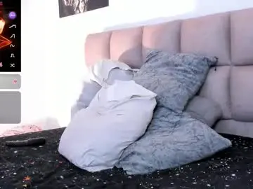 Chaturbate Watch Live Sex Cams of tracysuggar