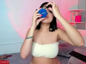 Chaturbate Nude Webcam of _sophiagarcia_