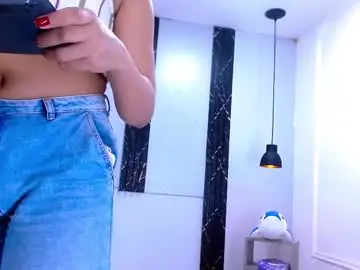 Chaturbate Watch Live Sex Cams of andrea_gill_