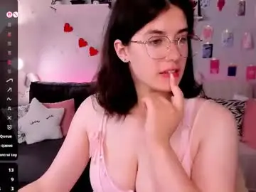 Chaturbate Free Porn Cam of bellacaress