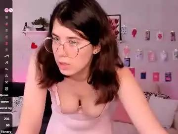 Chaturbate Live Sex Cam of bellacaress