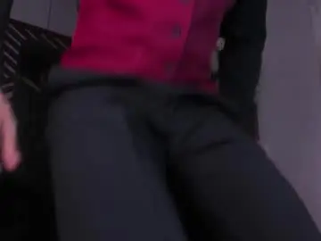 Chaturbate Free Porn Cam of bento_fox