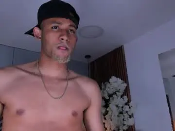 Chaturbate Watch Live Sex Cams of bento_fox