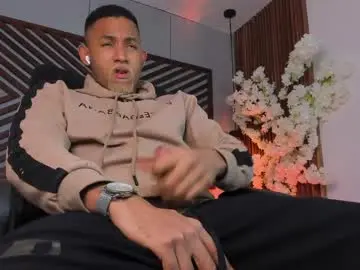 Chaturbate Adult Webcams of bento_fox