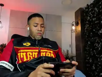Chaturbate Watch Live Sex Cams of bento_fox