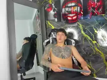 Chaturbate Free Live Porn of eithan__boy