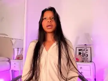 Chaturbate Best live sex cam show of evelyn__ebony