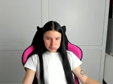 Chaturbate Best live sex cam show of piper_smilee