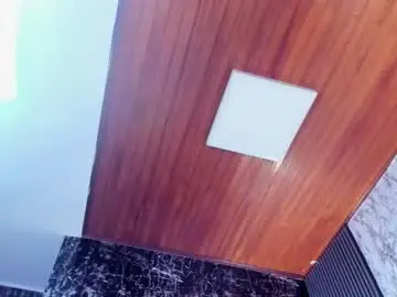 Chaturbate Nude Webcam of whitneybrown_