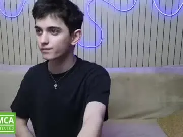 Chaturbate Nude Webcam of alexander_18_xxl