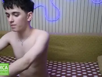 Chaturbate Sex Cam of alexander_18_xxl