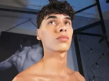 Chaturbate Adult Video Chat of andrewortix