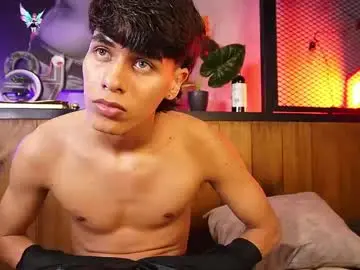 Chaturbate Live Porn of andrewortix