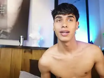 Chaturbate Adult Video Chat of andrewortix
