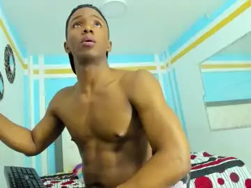 Chaturbate Best live sex cam show of cloehuffman