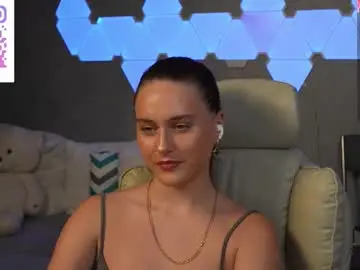 Chaturbate Live Sex Cam of lesliekorfs