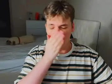 Chaturbate Best live sex cam show of lucas_dany