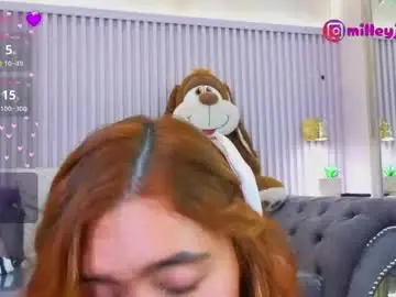 Chaturbate Live Sex Cam of milleyjones_