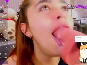 Chaturbate Sex Chat of milleyjones_