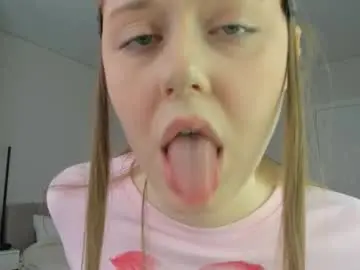 Chaturbate Free Porn Cam of yamatobrodsky1