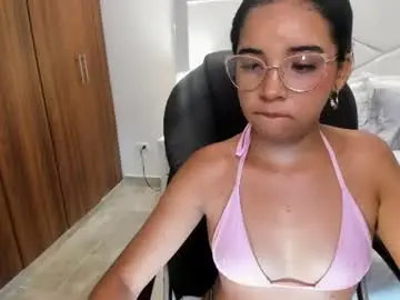 Chaturbate Free Porn Cam of alana_martiins