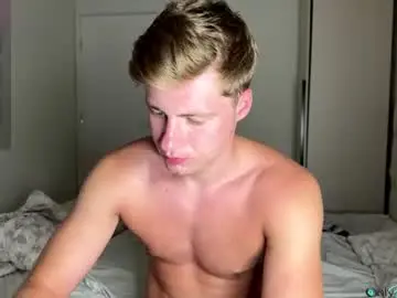 Chaturbate Live Porn of hornyblondieboyy