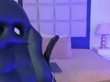 Chaturbate Nude Webcam of tiny_thomm