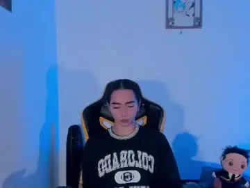 Chaturbate Live Sex of tiny_thomm