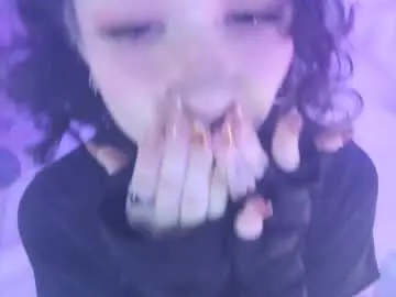 Chaturbate Adult Video Chat of zephirah_abney