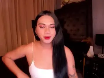 Chaturbate Adult Webcam of asianhugecockjulia1