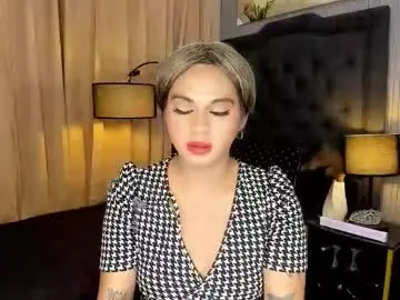 Chaturbate Free Porn Cam of asianhugecockjulia1