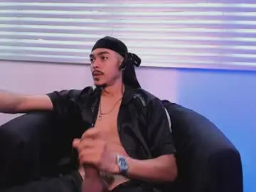 Chaturbate Best live sex cam show of axelstones_